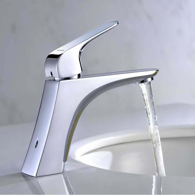 Brass Single Handle Bathroom Faucet - Polished Chrome